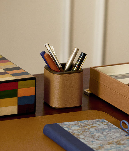 Black Pennini Wood and Brass Magazine Rack by Fornasetti | ABASK