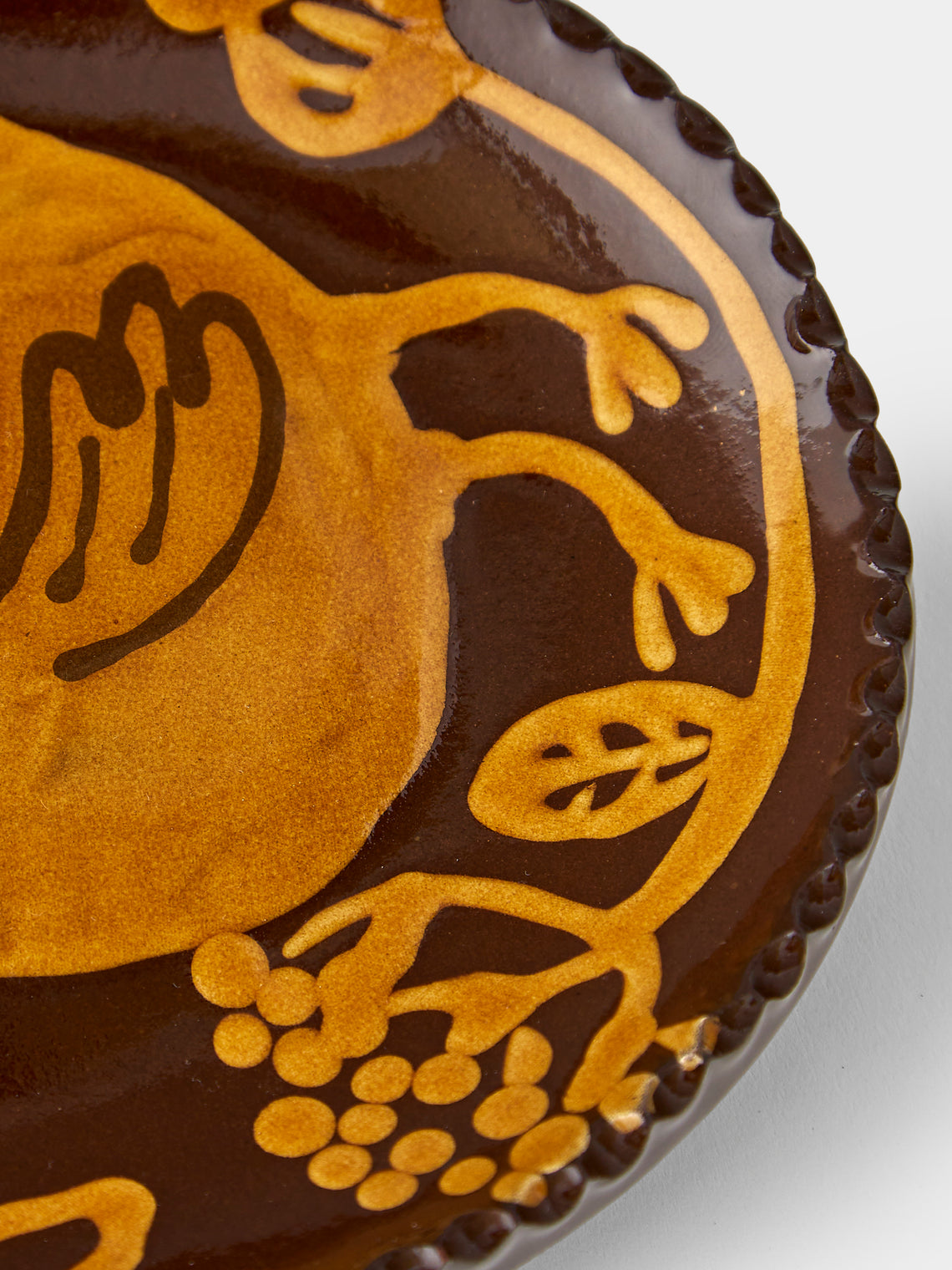 Aono Pottery - Harmony Bird Slipware Oval Dish - Brown - ABASK