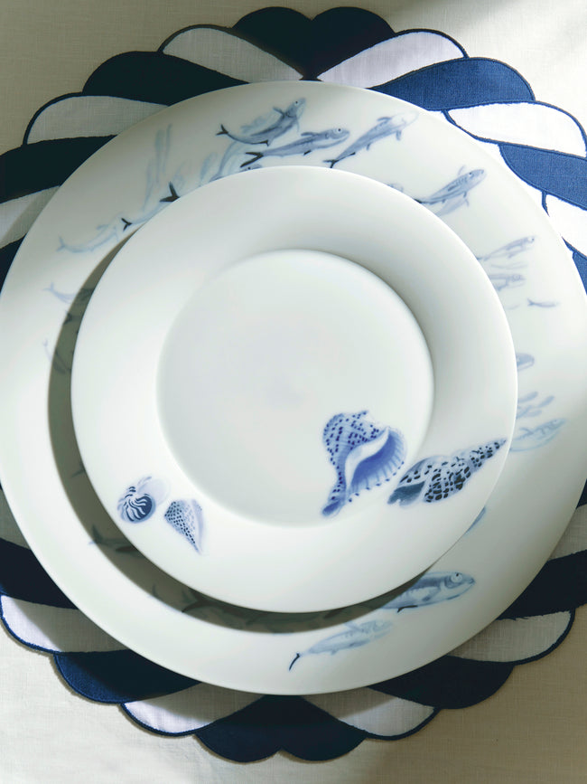 Hering Berlin - Ocean Porcelain Salad Plates – 9in/23cm (Set of 2) - White - ABASK