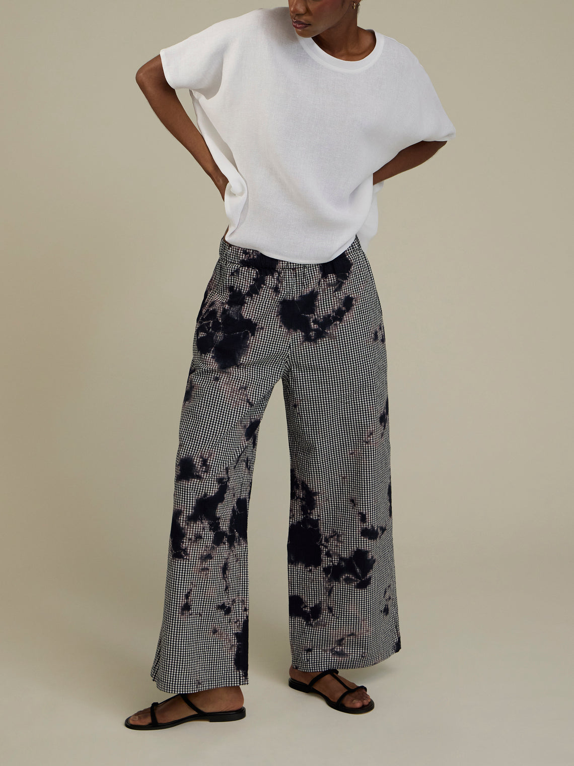 Suzusan - Madara Shibori Cotton Gingham Wide Trousers - Black - ABASK