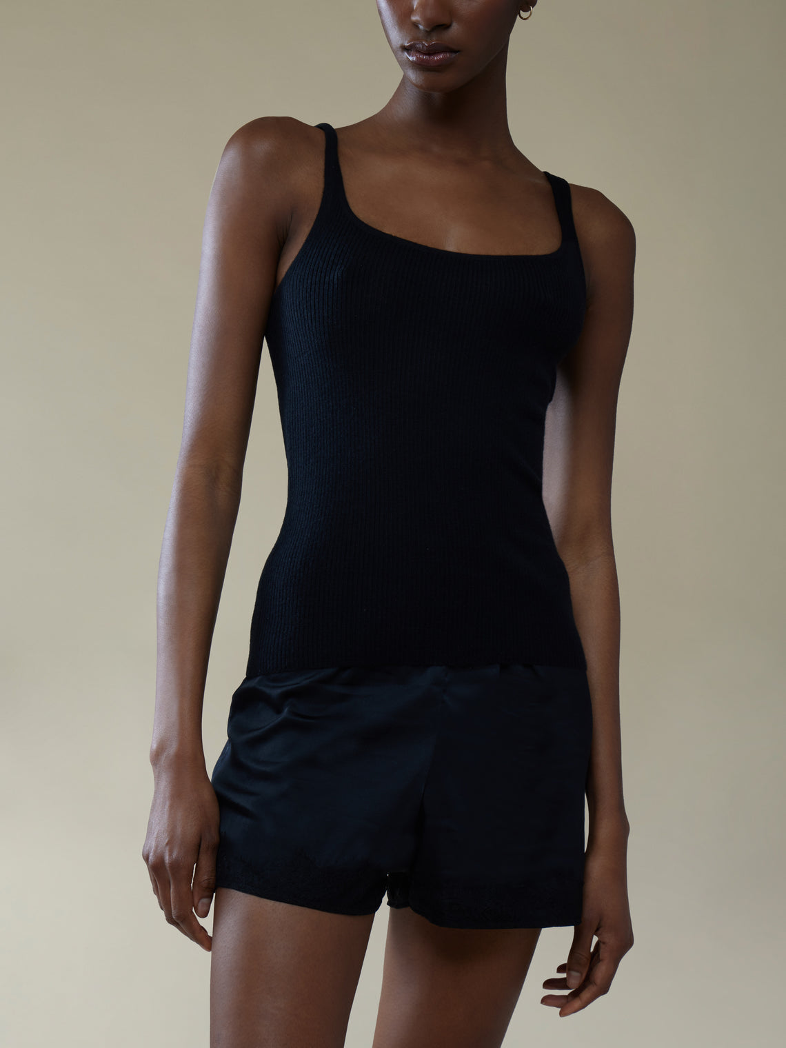 Ryan Roche - Cashmere Featherweight Ribbed Tank Top | Size: S - Black - ABASK