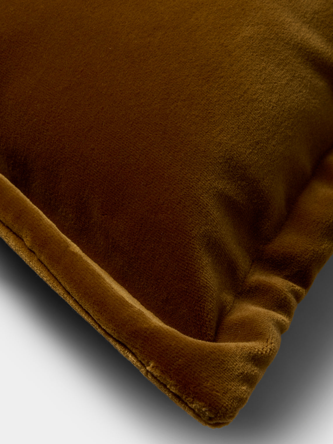 de Le Cuona - Vienna Cotton Pillow (21.5in/55cm) - Brown - ABASK