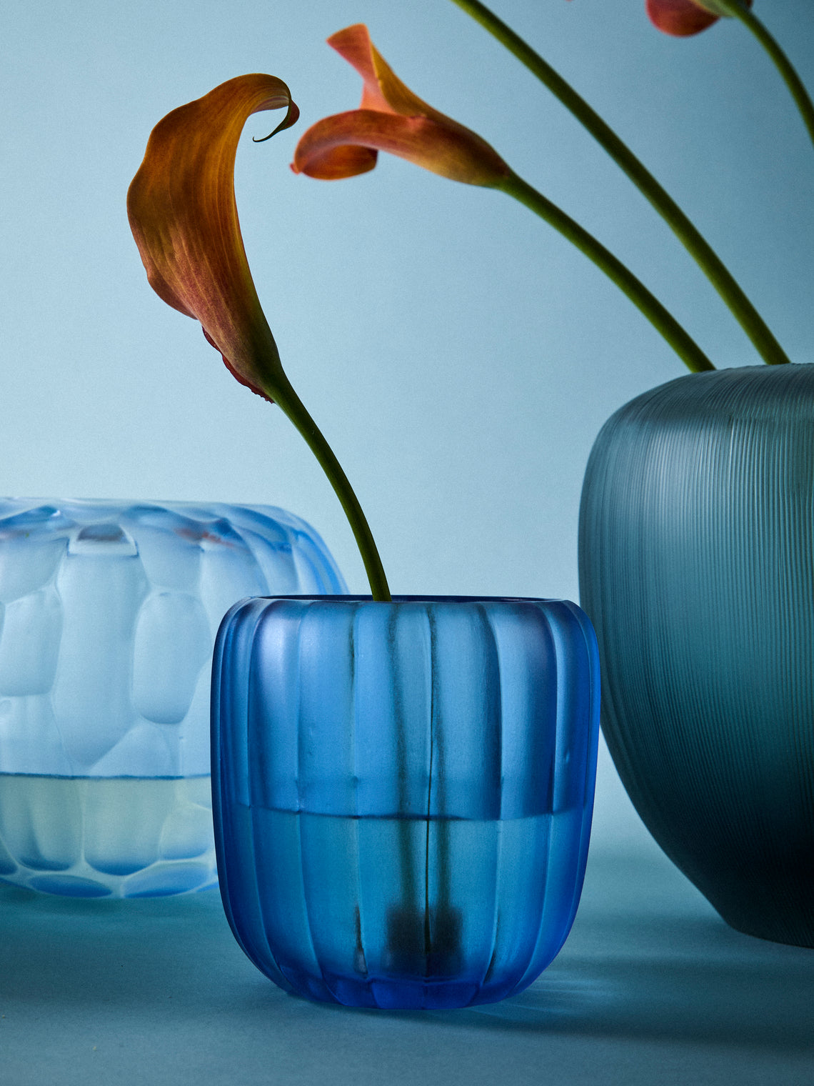 Micheluzzi Glass - Rullo Bluino Coste Hand-Blown Murano Glass Vase (4.5in/11cm) - Blue - ABASK