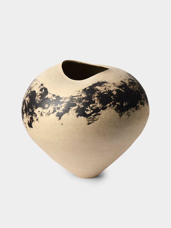 Sara Bergami - Hand-Formed Stoneware Vase (17.5in/45cm) - Beige - ABASK - 