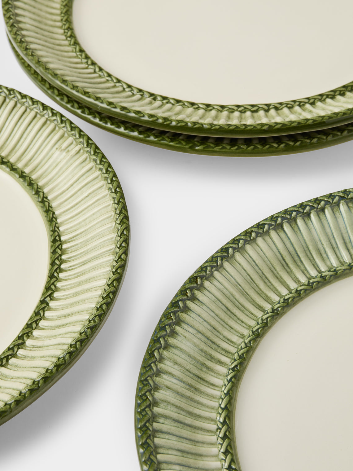 Tessalume Ceramiche - | Set of 4 | Wicker Hand-Painted Ceramic Charger Plates - Light Green - ABASK