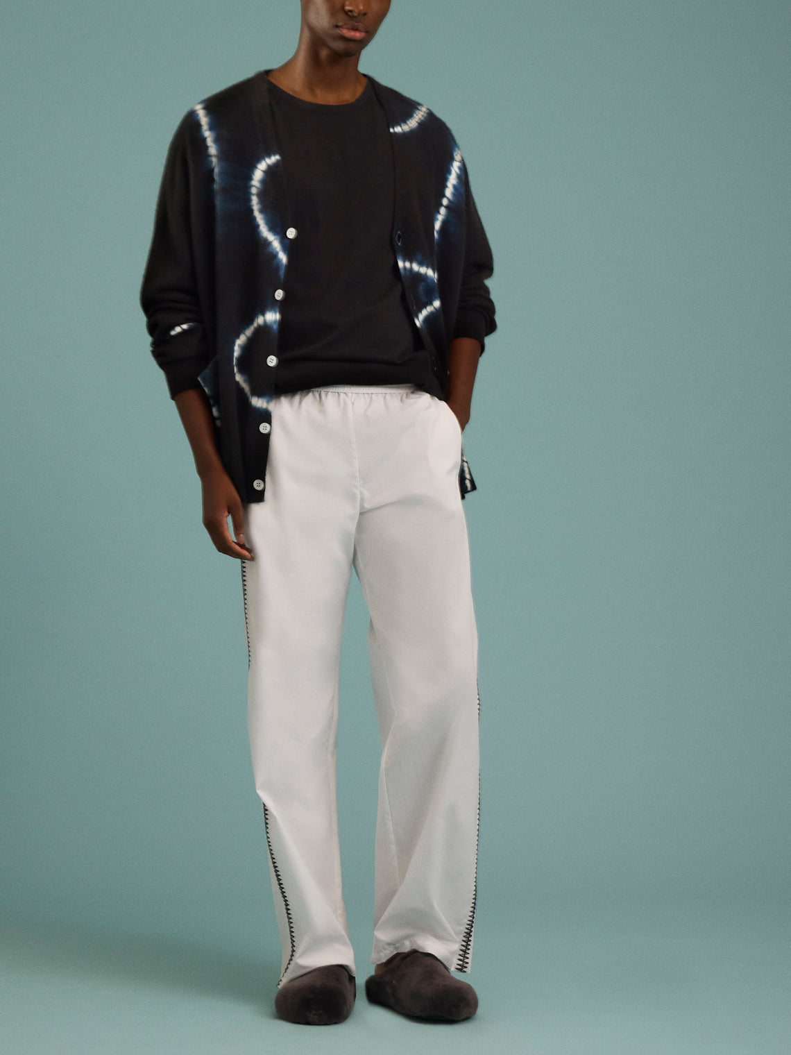 Suzusan - Shibori Cashmere Seamless Wide Cardigan - Black - ABASK