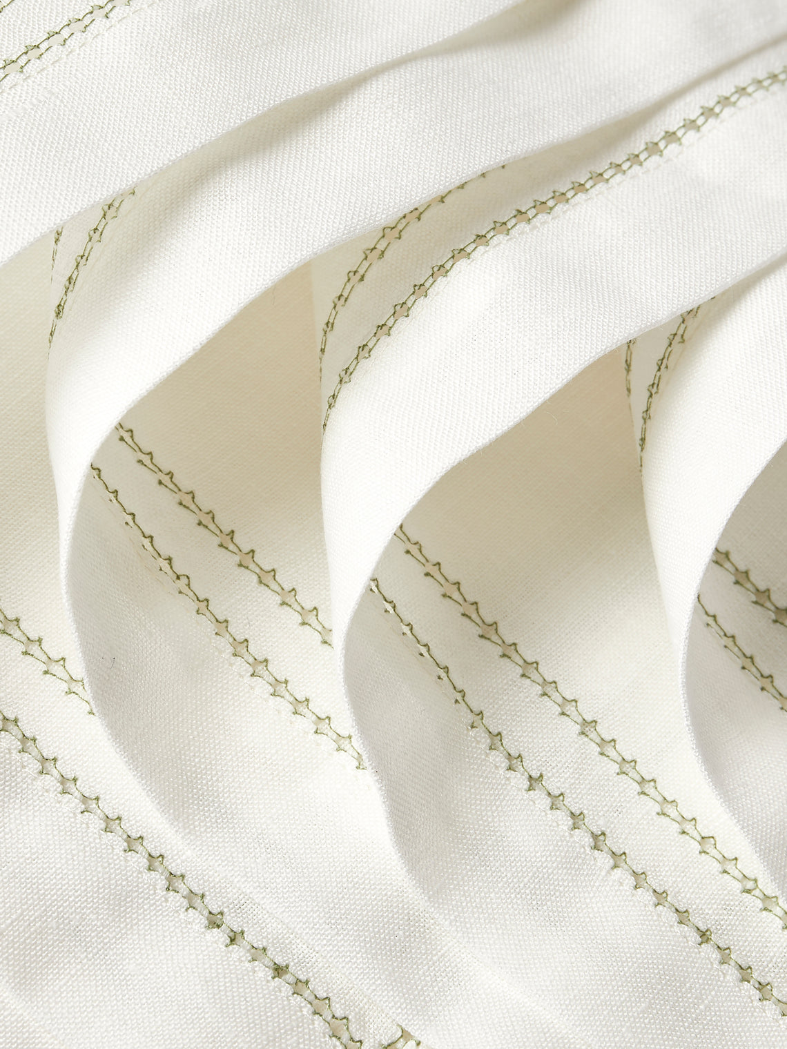 Volga Linen - Botanical Double Hem-Stitch Linen Placemats (Set of 6) - White - ABASK