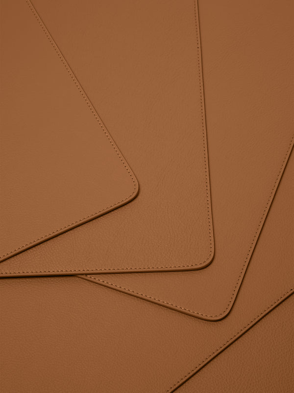 Giobagnara x Poltrona Frau - Leather and Walnut Placemats with Holder (Set of 6) - Tan - ABASK