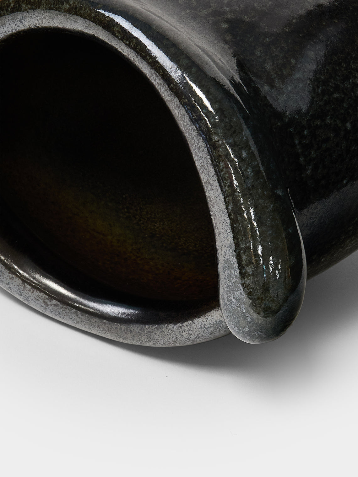 Ruth King - Spurs Hand-Built Ceramic Bowl - Black - ABASK