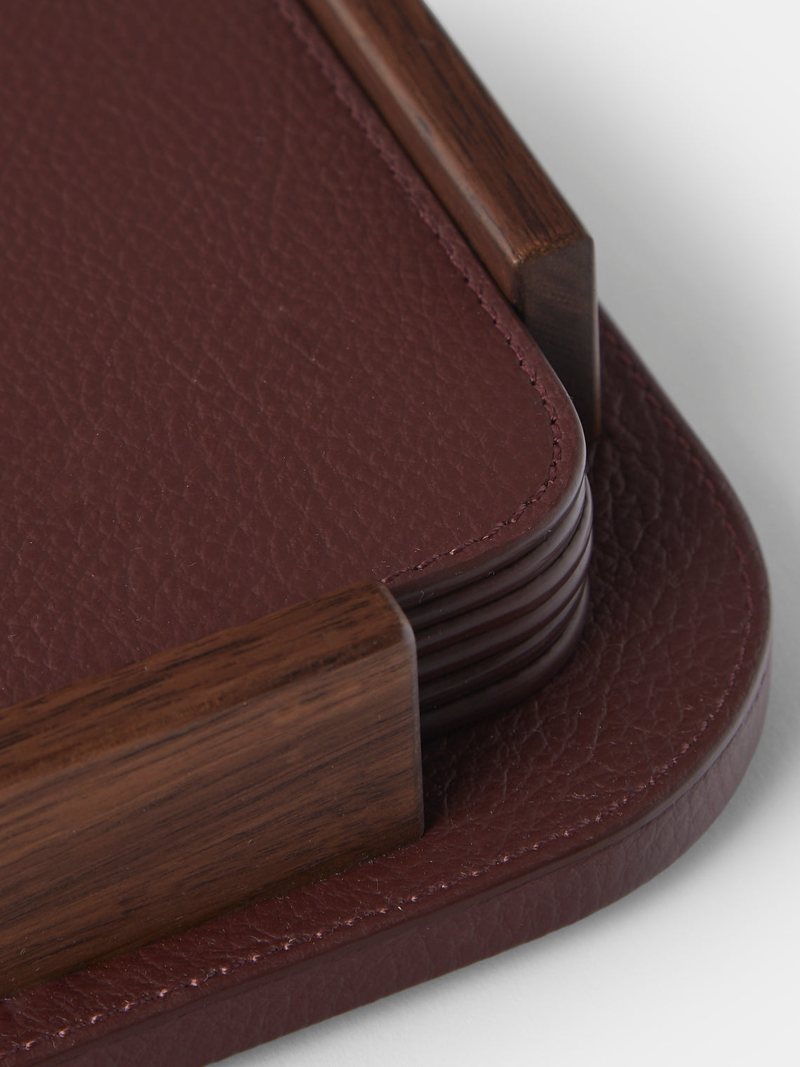 Giobagnara x Poltrona Frau - Leather and Walnut Coasters with Holder (Set of 6) - Burgundy - ABASK
