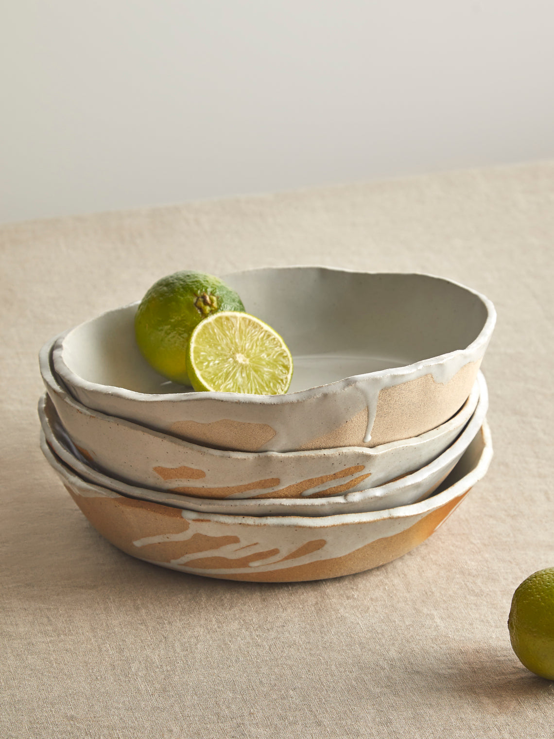 Estudio Vernís - Wood-Fired Stoneware Deep Dinner Plates 8in/21cm (Set of 6) - White - ABASK