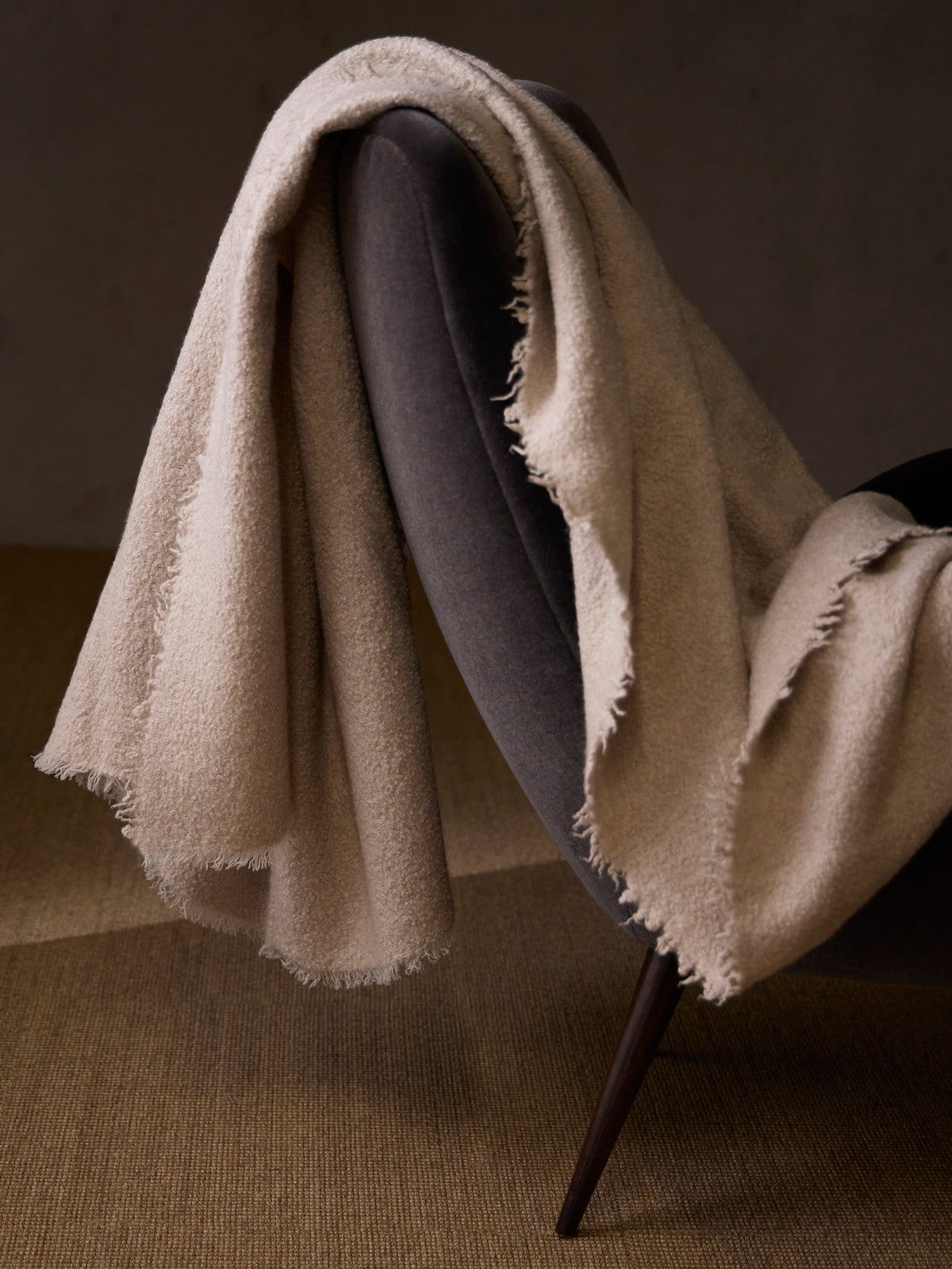 Alonpi - Regi Cashmere and Silk Throw (82.5in/2.1m) - Beige - ABASK