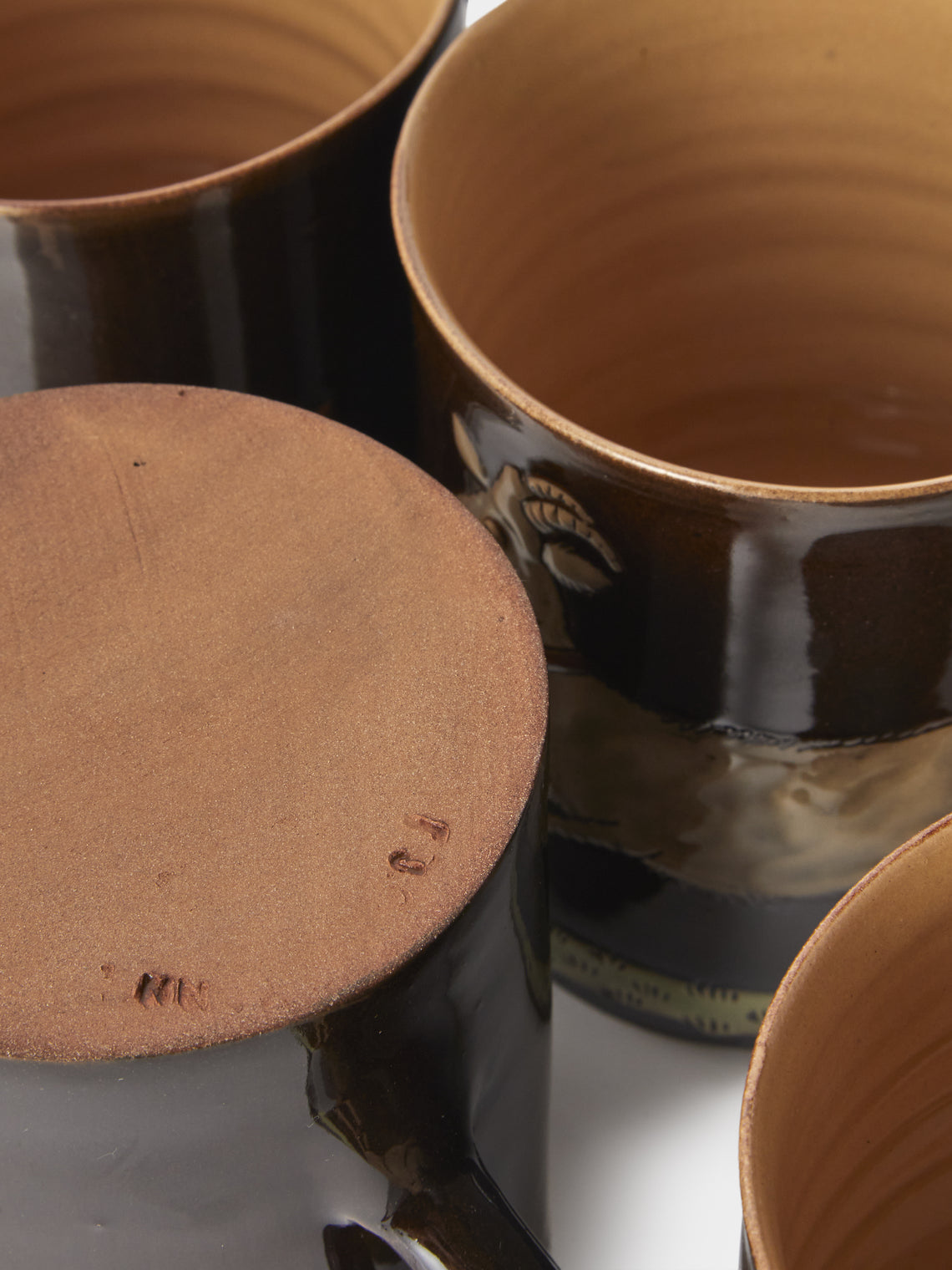 Poterie d’Évires - Animals Hand-Painted Ceramic Mugs (Set of 4) - Dark Brown - ABASK
