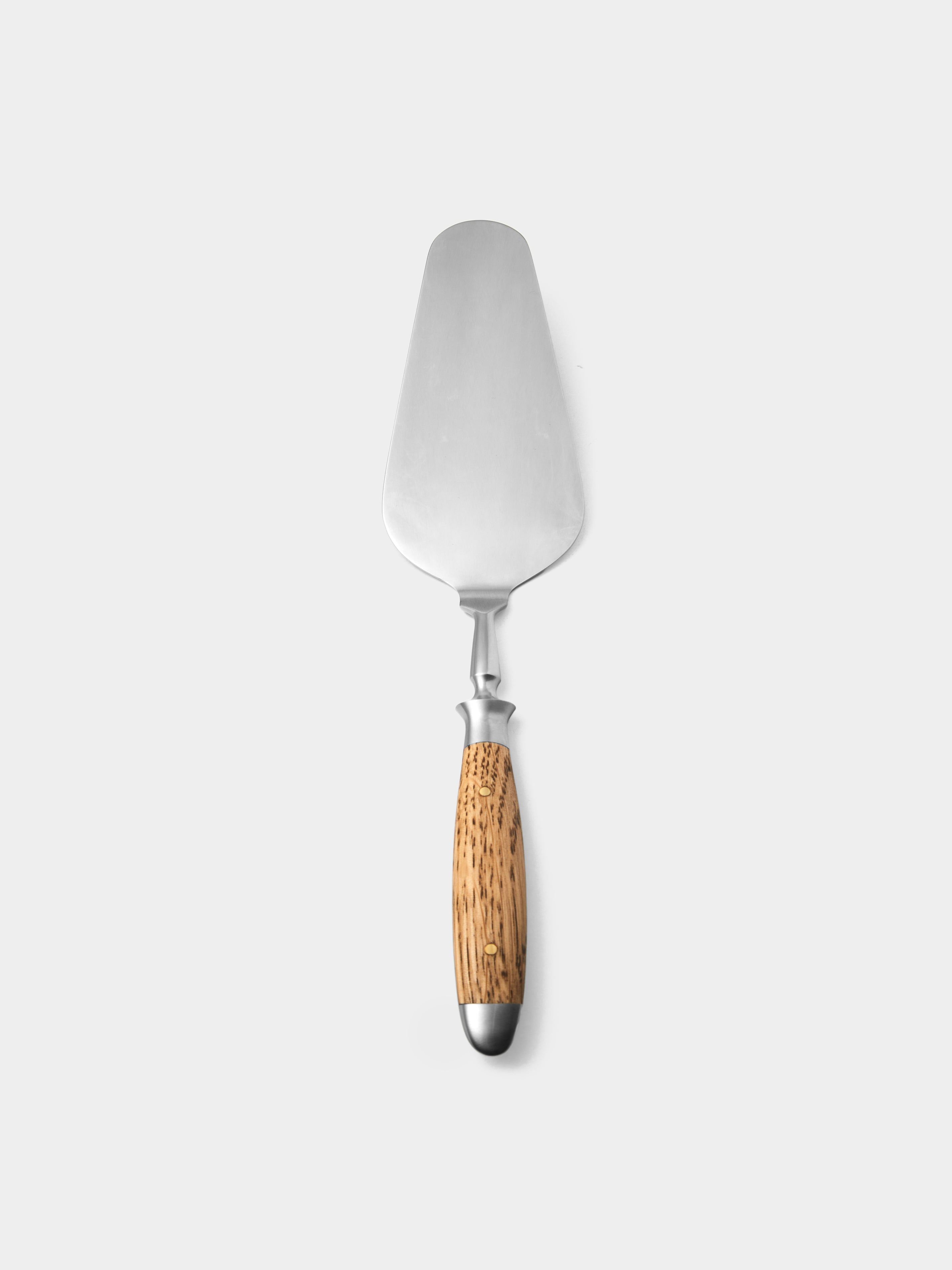 Light Oak Old German Cake Server
