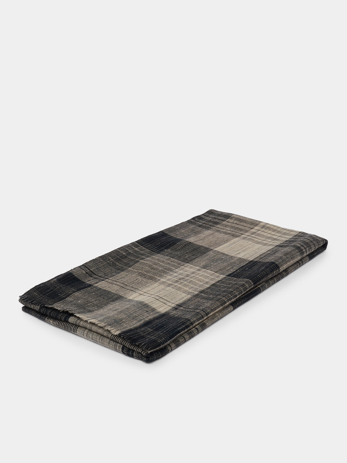 Me & K - Cashmere Check Scarf | One Size - Black - ABASK