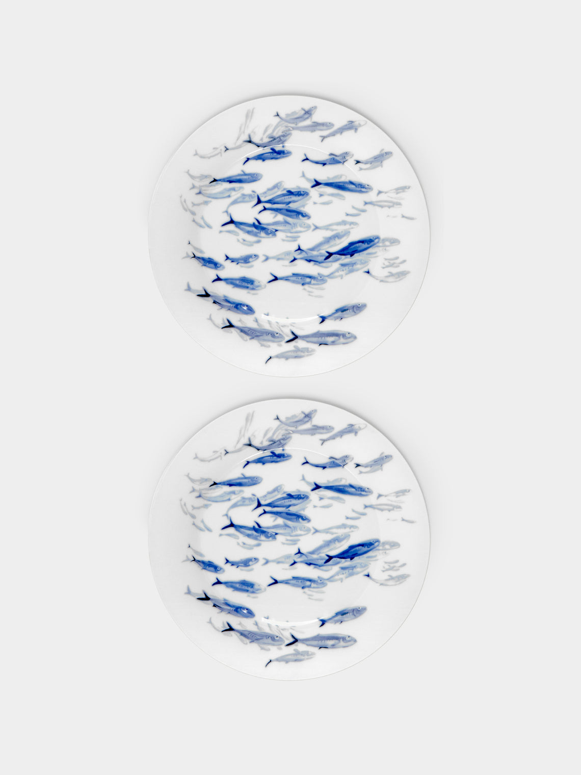 Hering Berlin - Ocean Porcelain Charger Plates – 13in/32.5cm (Set of 2) - White - ABASK 