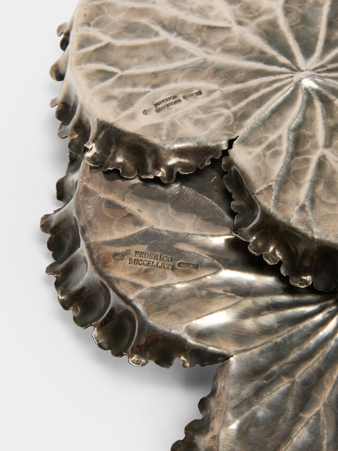 Antique and Vintage - Mid-Century Buccellati Lilypad Silver-Plated Trays (Set of 2) - Brown - ABASK