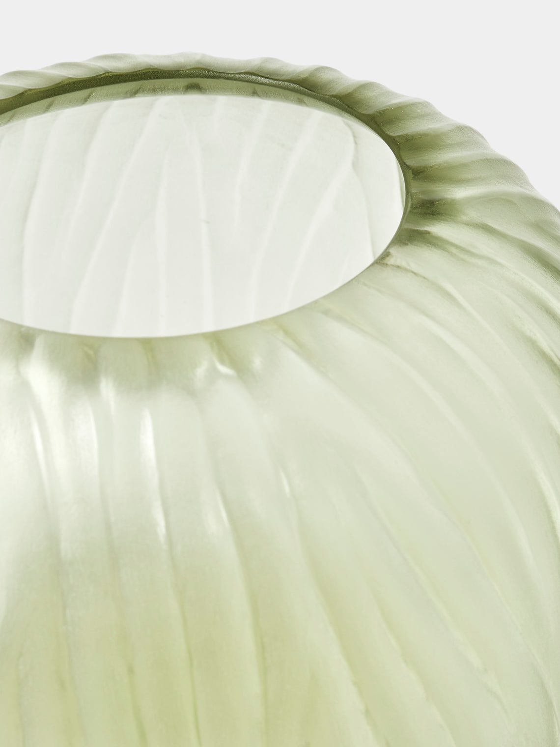Micheluzzi Glass - Riccio Verdino Alghe Hand-Blown Murano Glass Vase (7.5in/19cm) - Green - ABASK