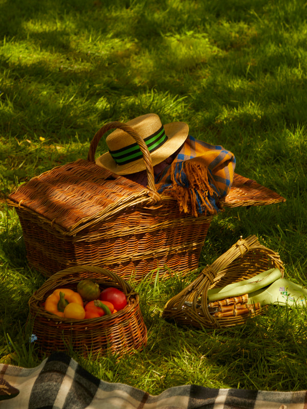Sussex Willow Baskets - Handwoven Willow Shooter Picnic Basket -  - ABASK