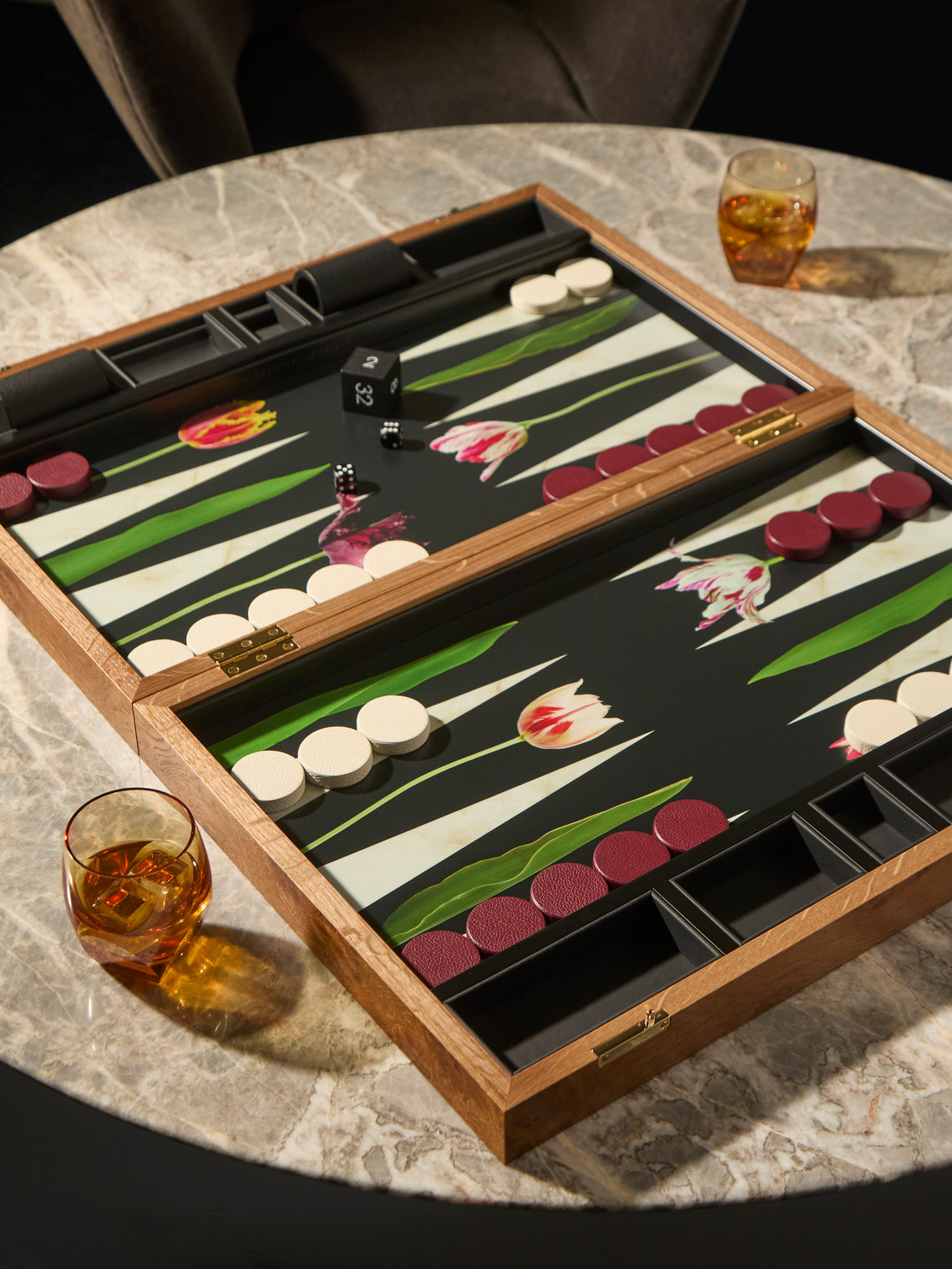 Tulip Oak Backgammon Set
