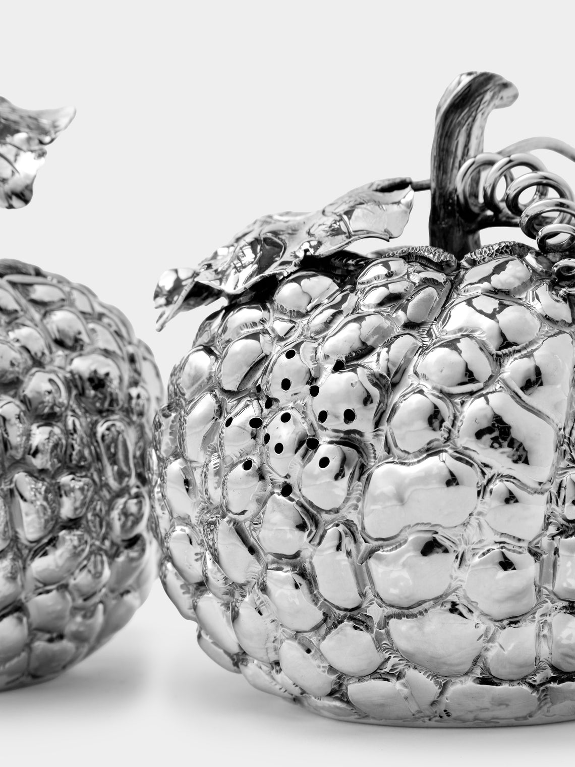 Milanese Silver - Pumpkin Sterling Silver Salt and Pepper Shakers (Set of 2) - Silver - ABASK