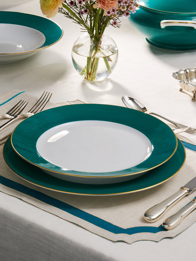 Robert Haviland & C. Parlon - Coco Hand-Painted Porcelain Charger Plates – 12in/30cm (Set of 2) - Green - ABASK