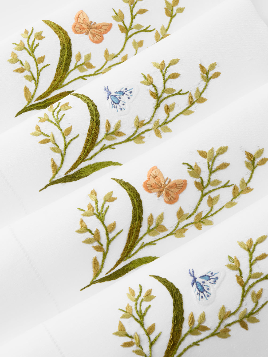 ERI Textiles - | Set of 4 | Green Meadow Hand-Embroidered Linen Napkins - White - ABASK