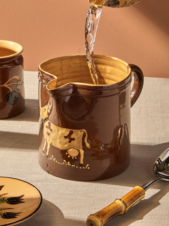 Poterie d’Évires - Cows Hand-Painted Ceramic Straight-Edge Medium Jug - Light Brown - ABASK