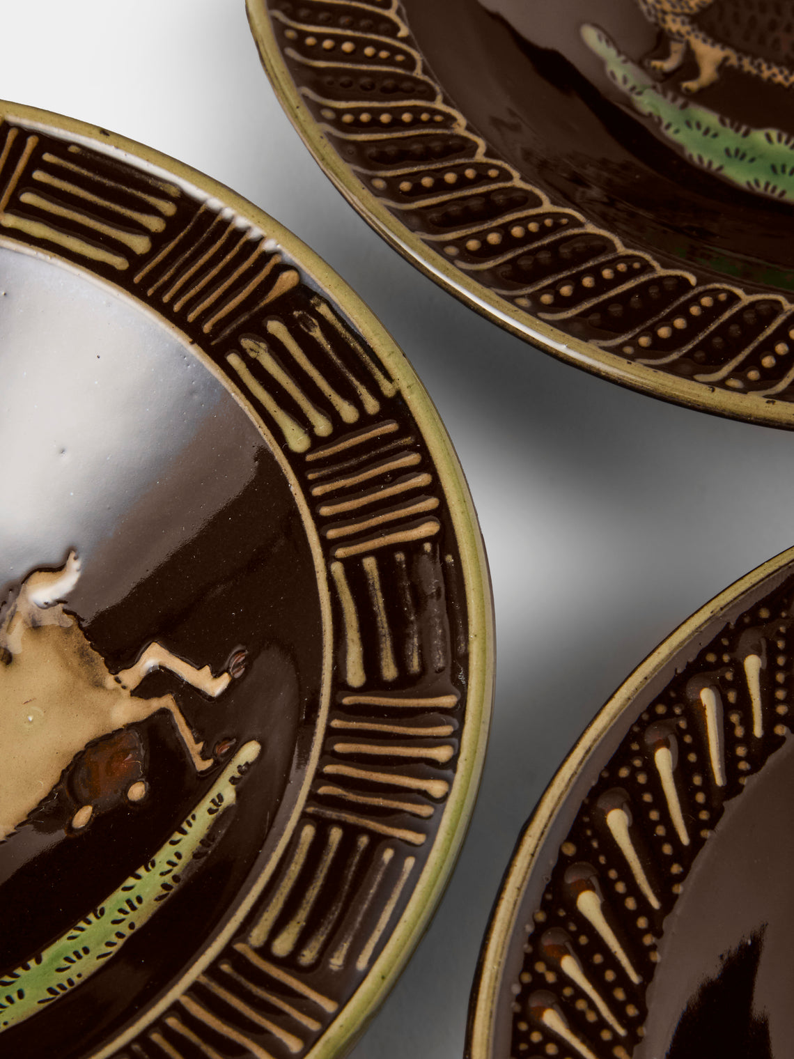 Poterie d’Évires - Animals Hand-Painted Ceramic Breakfast Bowls (Set of 4) - Dark Brown - ABASK