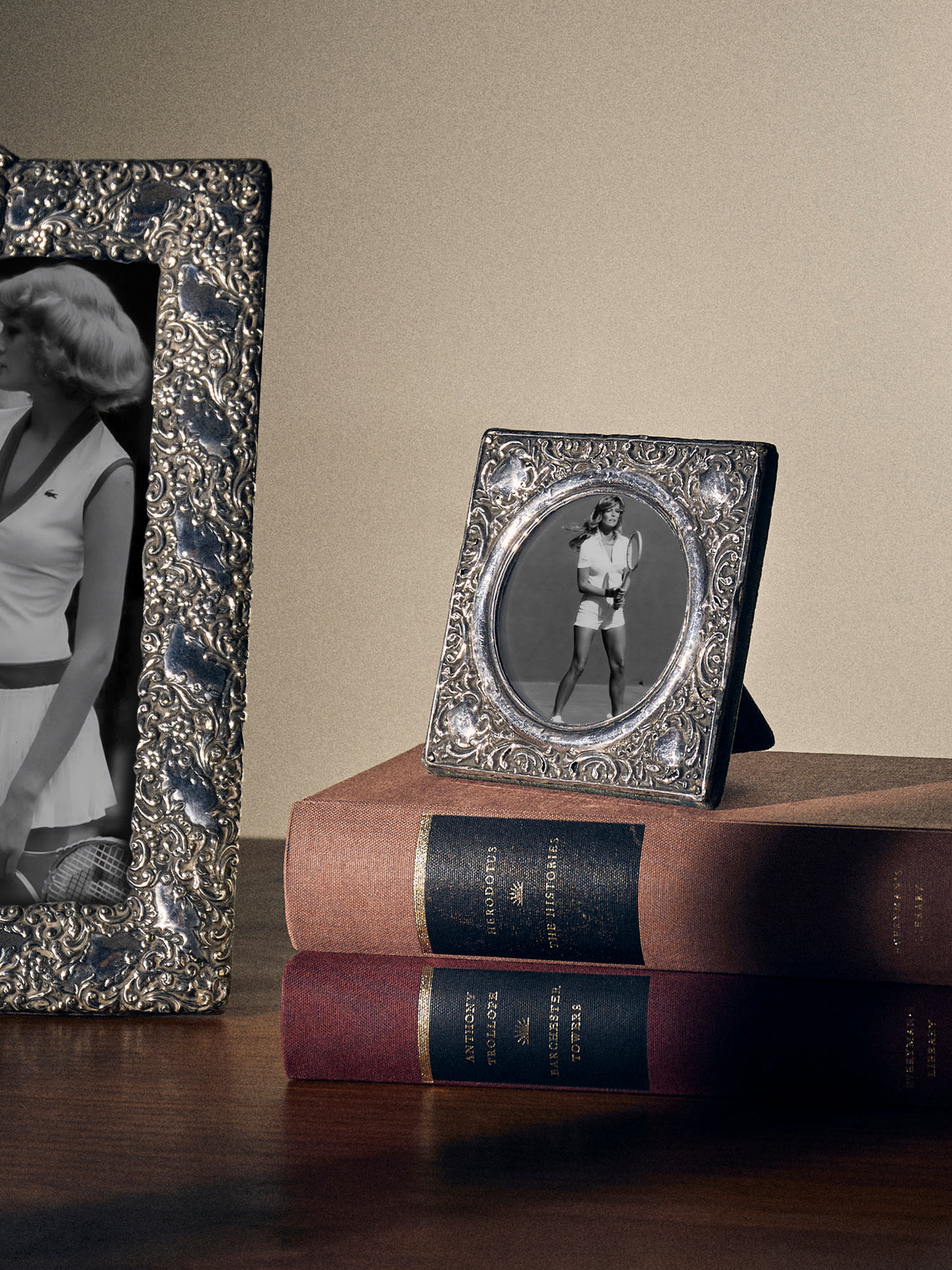 Antique and Vintage - 1903 British Chester Sterling Silver Photo Frame (3") - Silver - ABASK