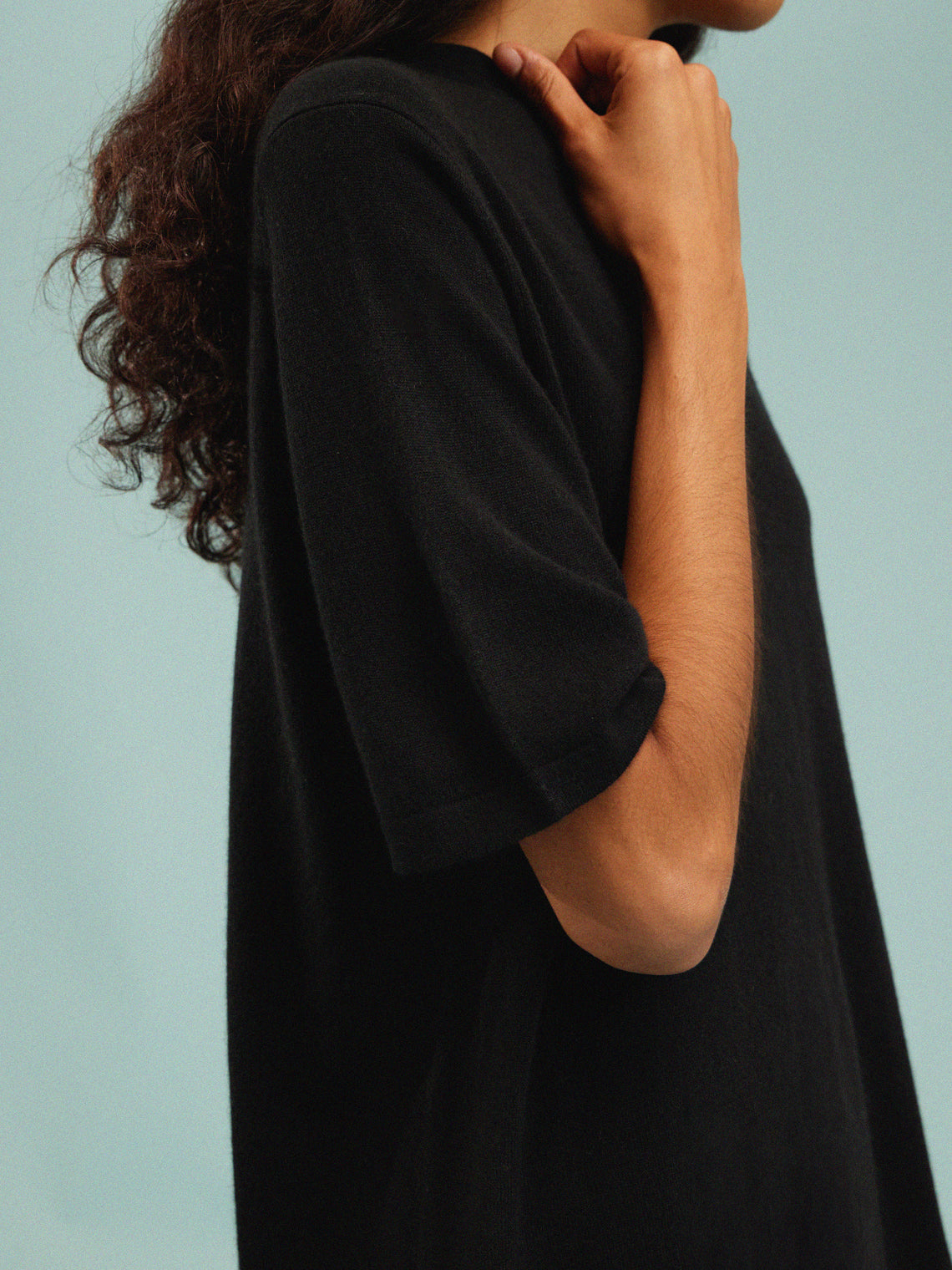 Arch4 - Golden Baby Goat Cashmere Oversized T-Shirt | Size: S - Black - ABASK