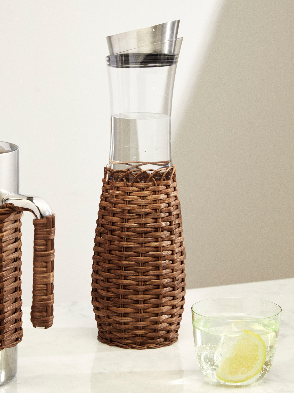Pigment France - Dijon Carafe with Pourer - Brown - ABASK