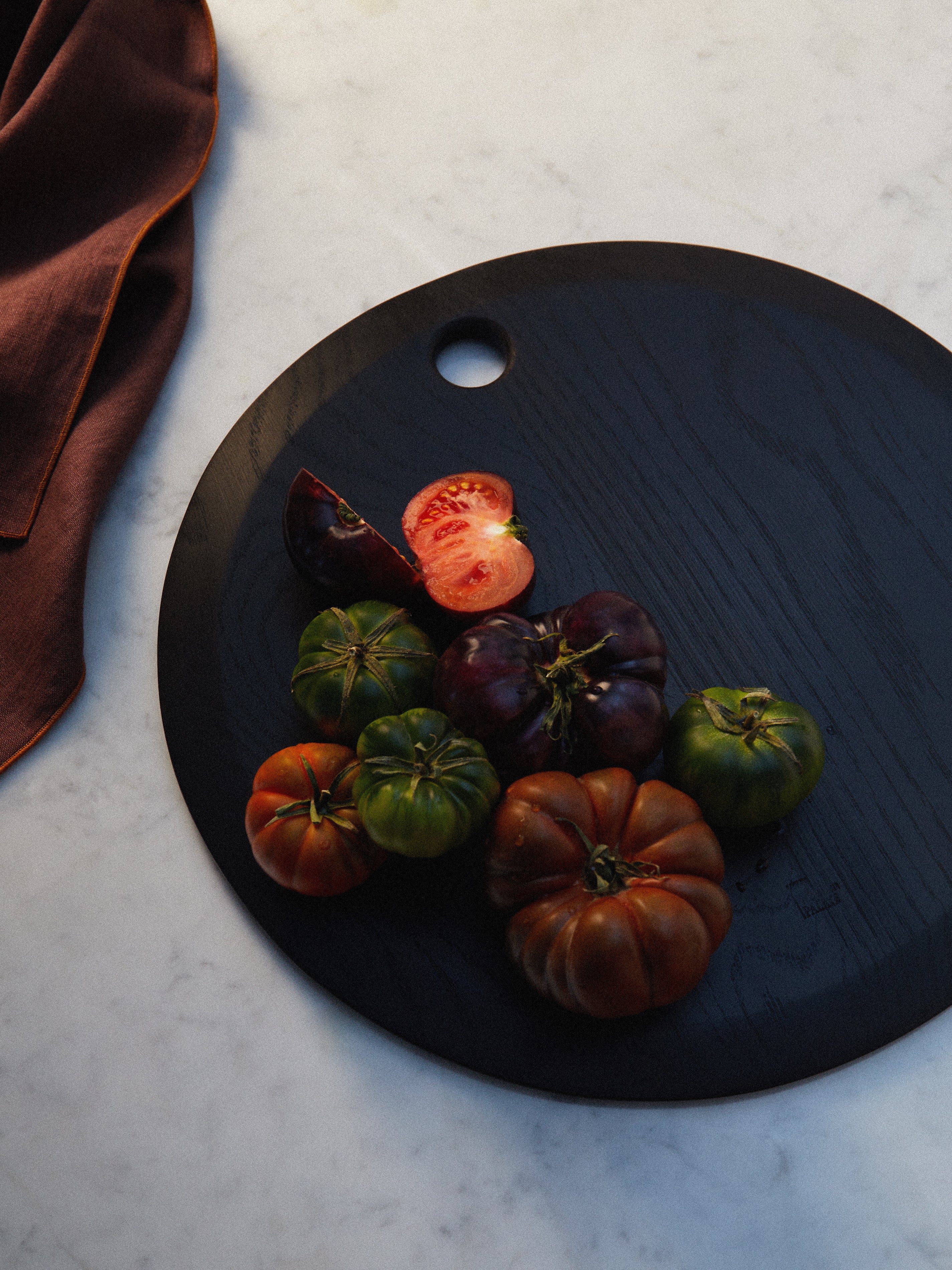 Aria Ebonized Oak Serving Board (16in/41cm)
