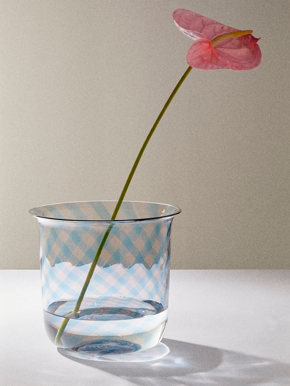 Antique and Vintage - 1982 VeArt Glass Vase (8.5in/22cm) - Blue - ABASK