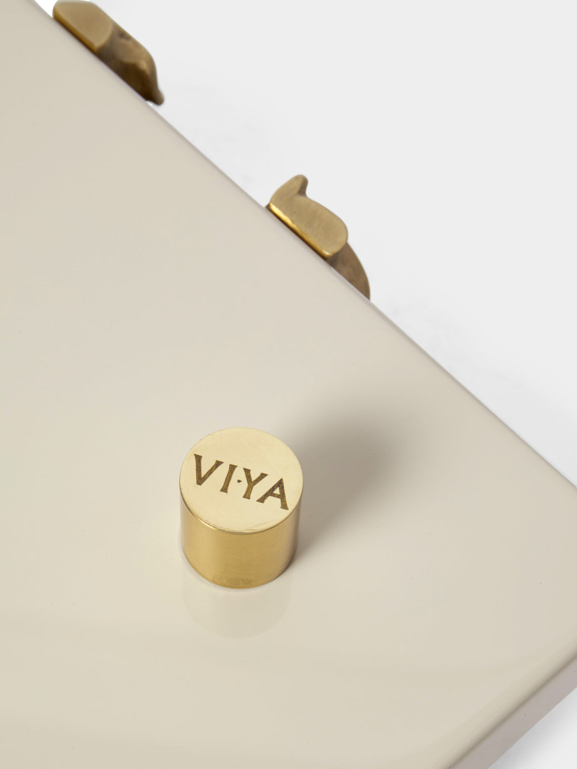 Viya - Saffron Lacquered Wood Towel Tray (14.5in/37cm) - Ivory - ABASK