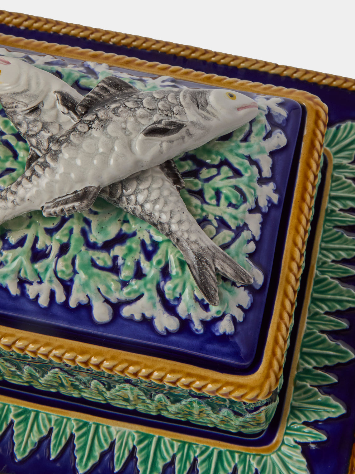 Verdolini - Fish Hand-Painted Majolica Ceramic Box with Stand - Navy - ABASK