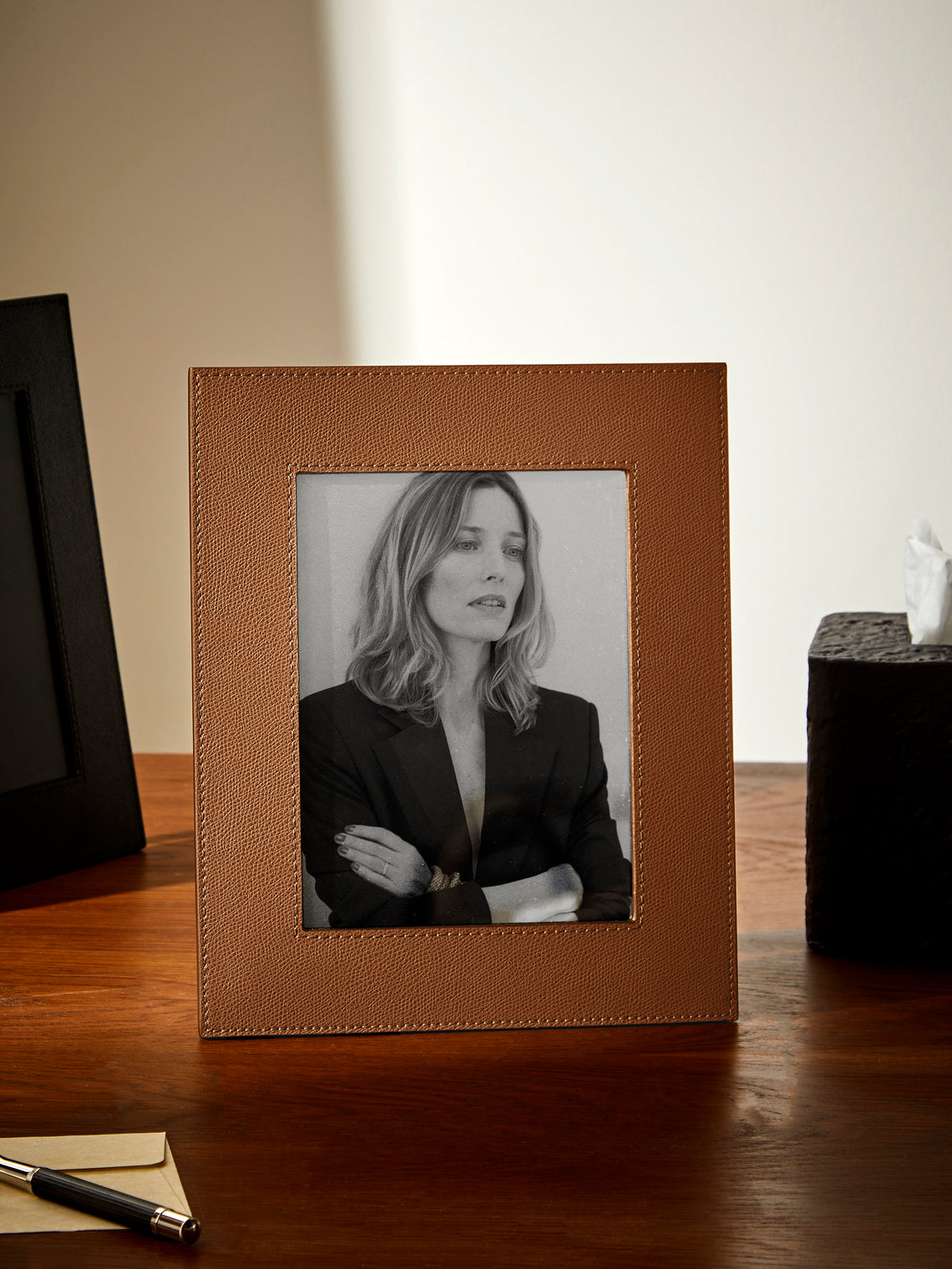 Giobagnara - Peter Leather Photo Frame (5x7") - Brown - ABASK