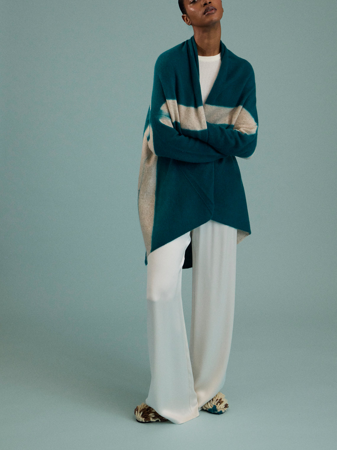 Suzusan - Shibori Cashmere Upside-Down Cape | One Size - Teal - ABASK