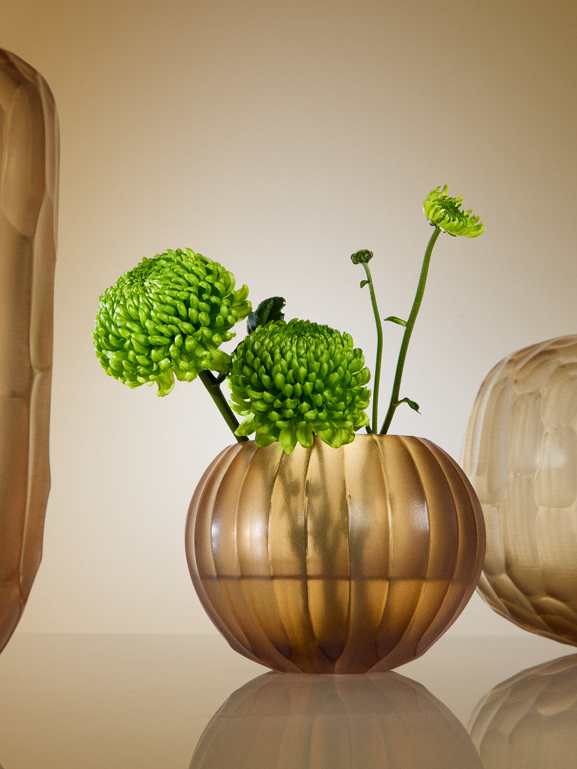 Micheluzzi Glass - Bocia Miele Coste Hand-Blown Murano Glass Vase (6in/15cm) - Yellow - ABASK