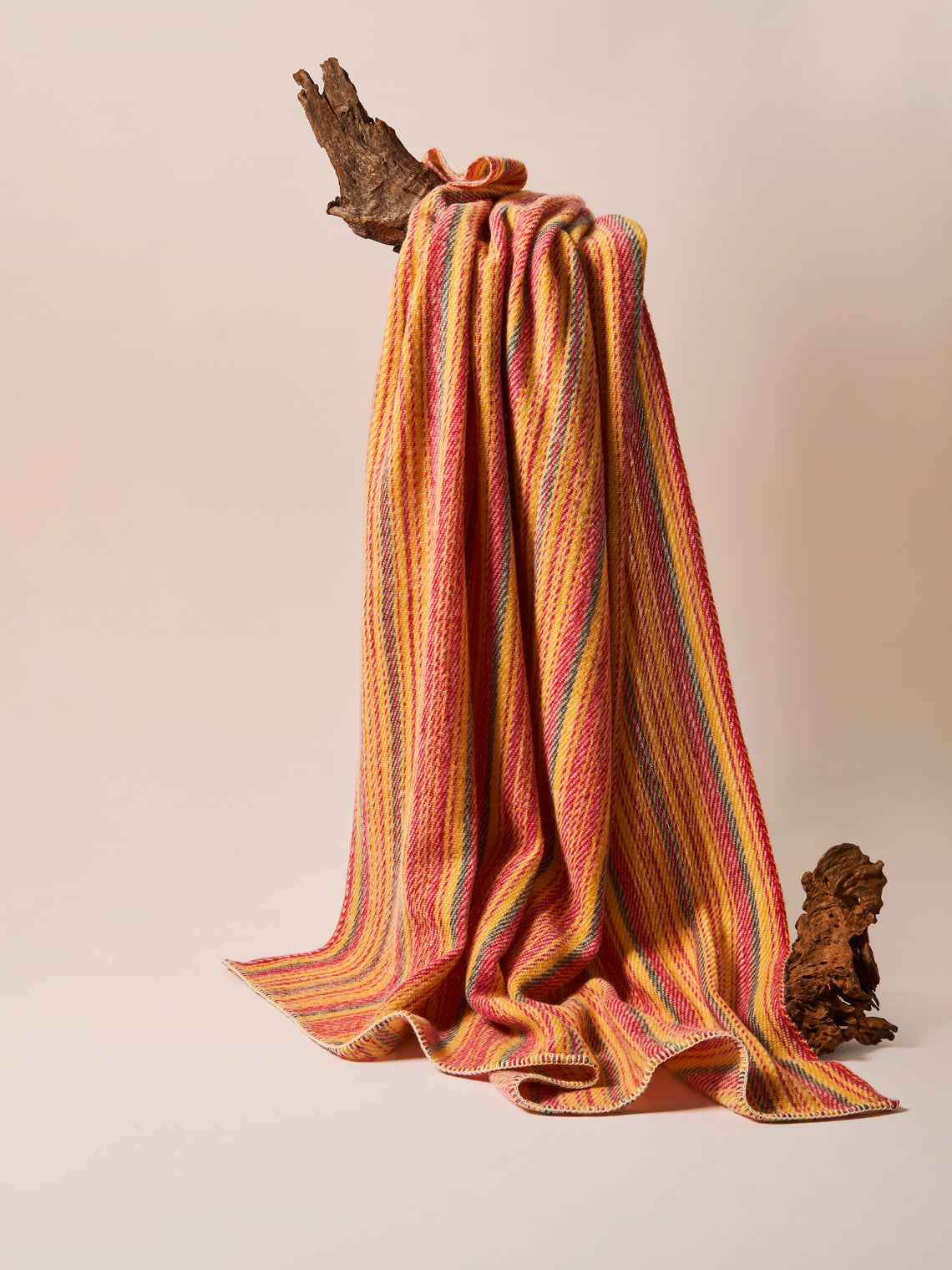 The Stroud - Red Sky Cotswold Lion Wool Blanket (79in/2m) - Multiple - ABASK