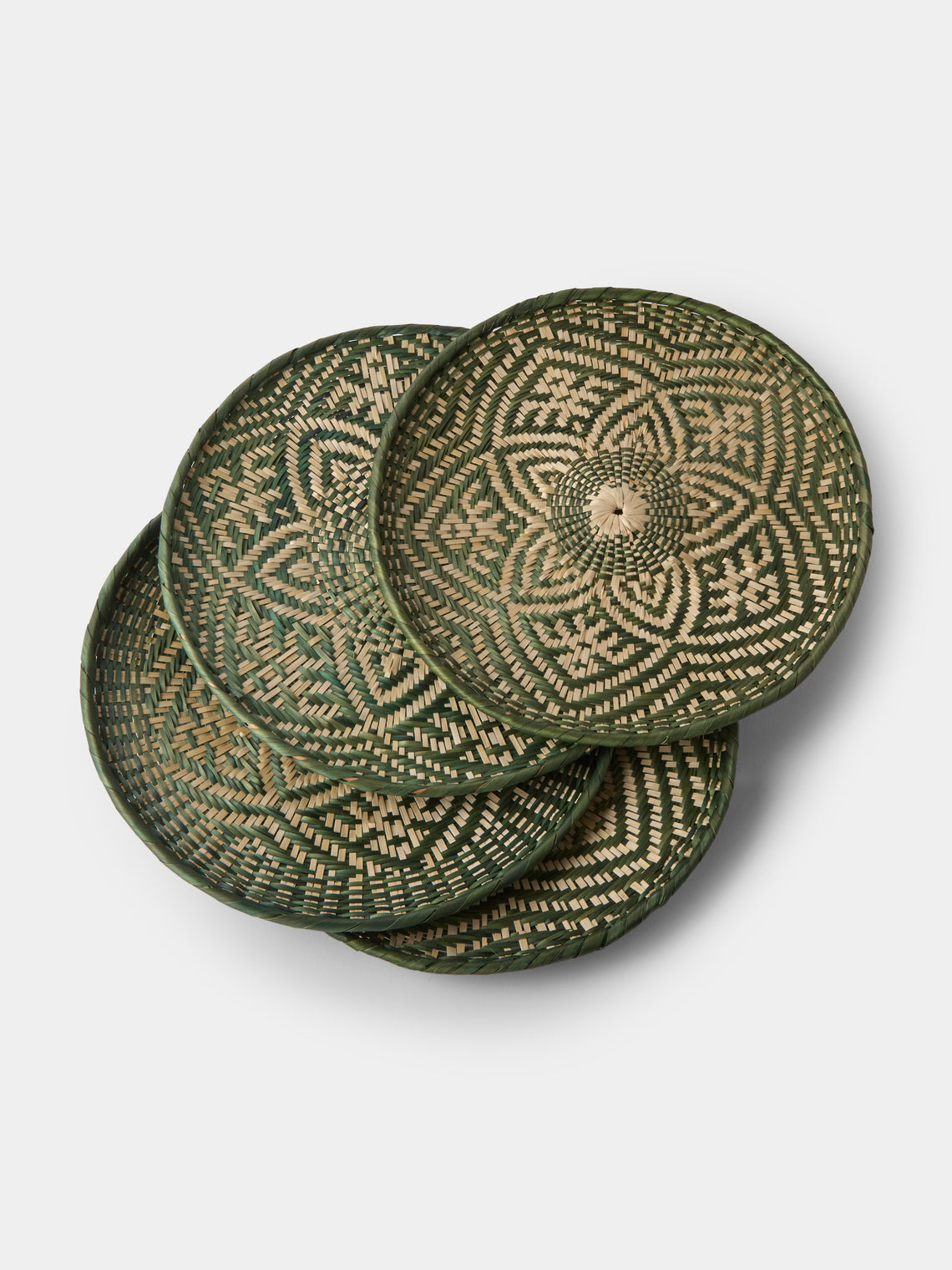CasaLatina - Liliana Handwoven Tetera Palm Charger Plates (Set of 4) - Green - ABASK