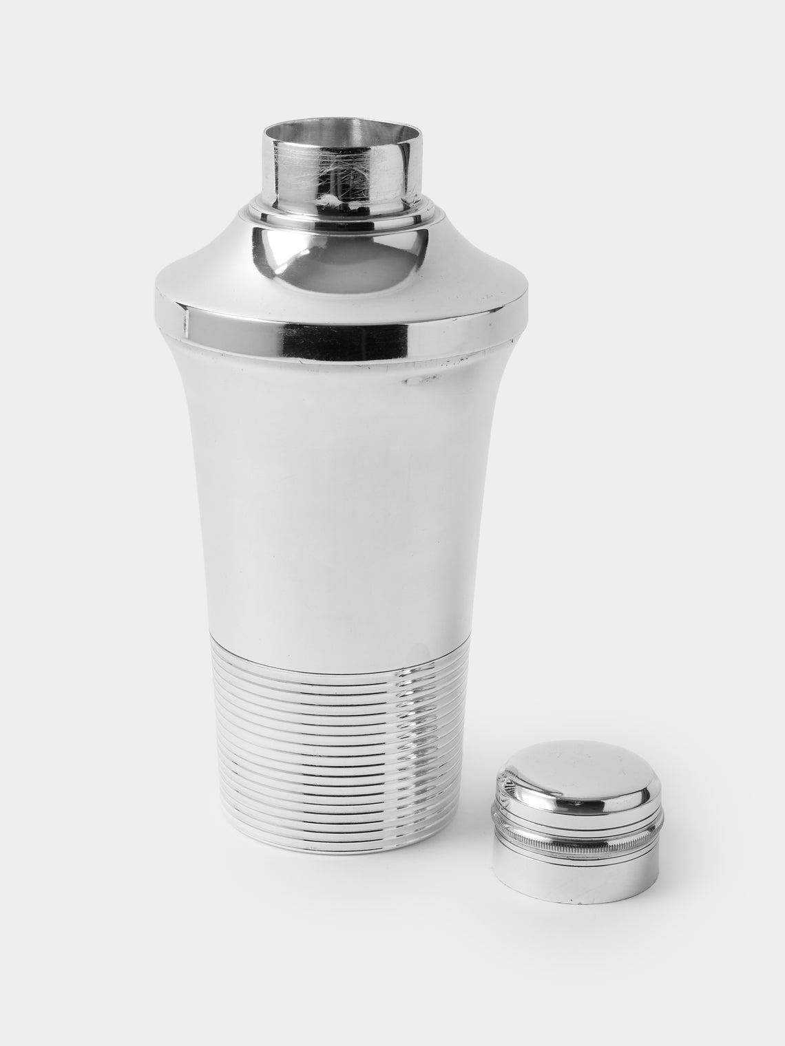 Antique and Vintage - Mid-Century Silver-Plated Cocktail Shaker - Silver - ABASK