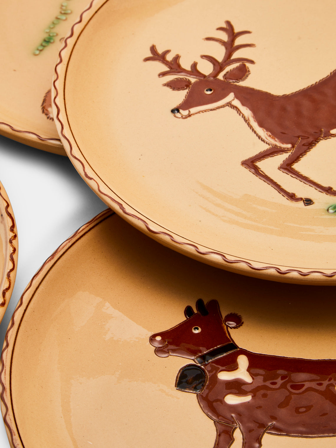Poterie d’Évires - Animals Hand-Painted Ceramic Dinner Plates (Set of 4) - Cream - ABASK
