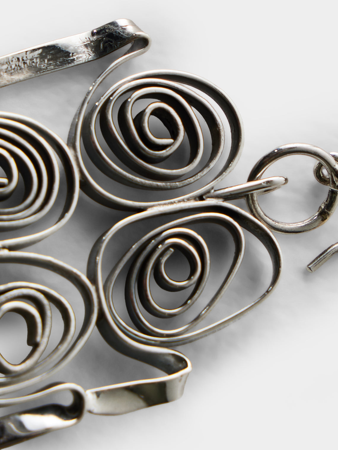 Mahnaz Collection - Vintage 1968 Liisa Vitali Sterling Silver Hook Earrings - Silver - ABASK