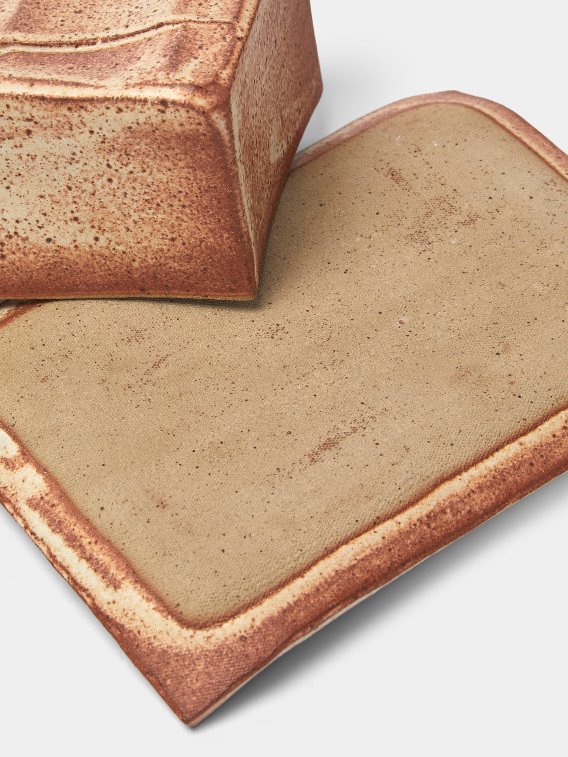 Adam Ross - Hand-Thrown Ceramic Faceted Butter Dish - Beige - ABASK