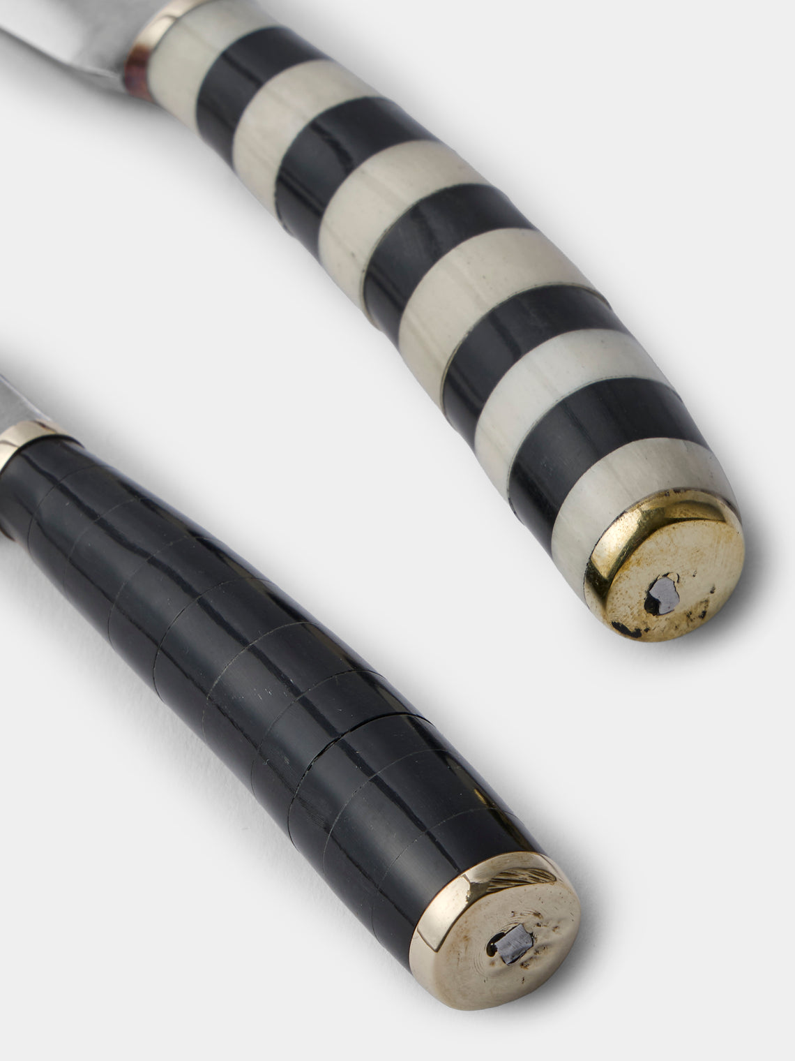 Poglia - | Set of 2 | Horn and Bone Butter Spreaders - Black - ABASK