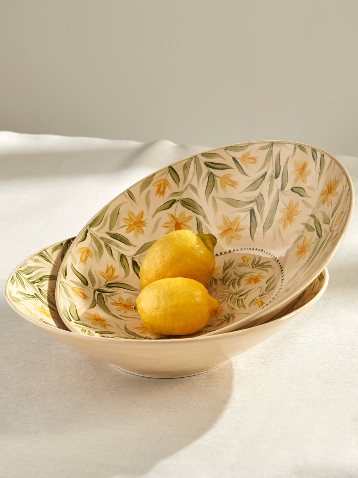 Rosanna Corfe - Doves and Daffodils Hand-Painted Ceramic Flared Bowl - Cream - ABASK