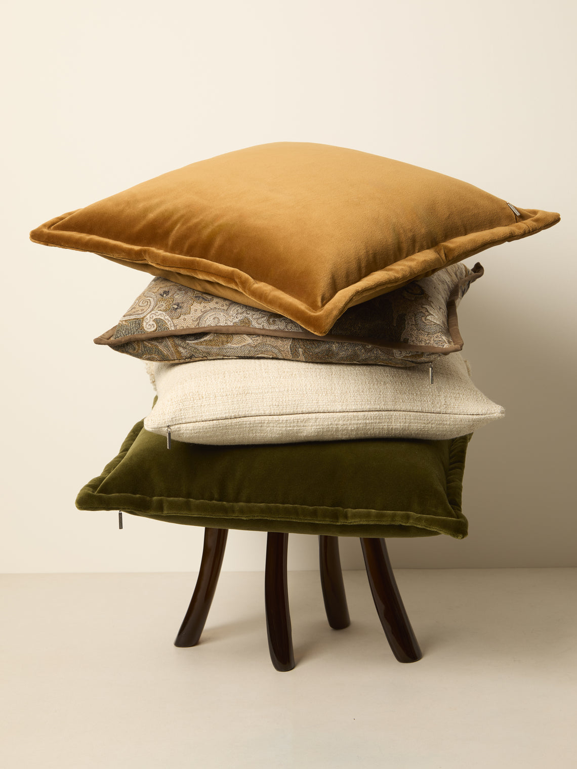 de Le Cuona - Vienna Cotton Pillow (21.5in/55cm) - Brown - ABASK