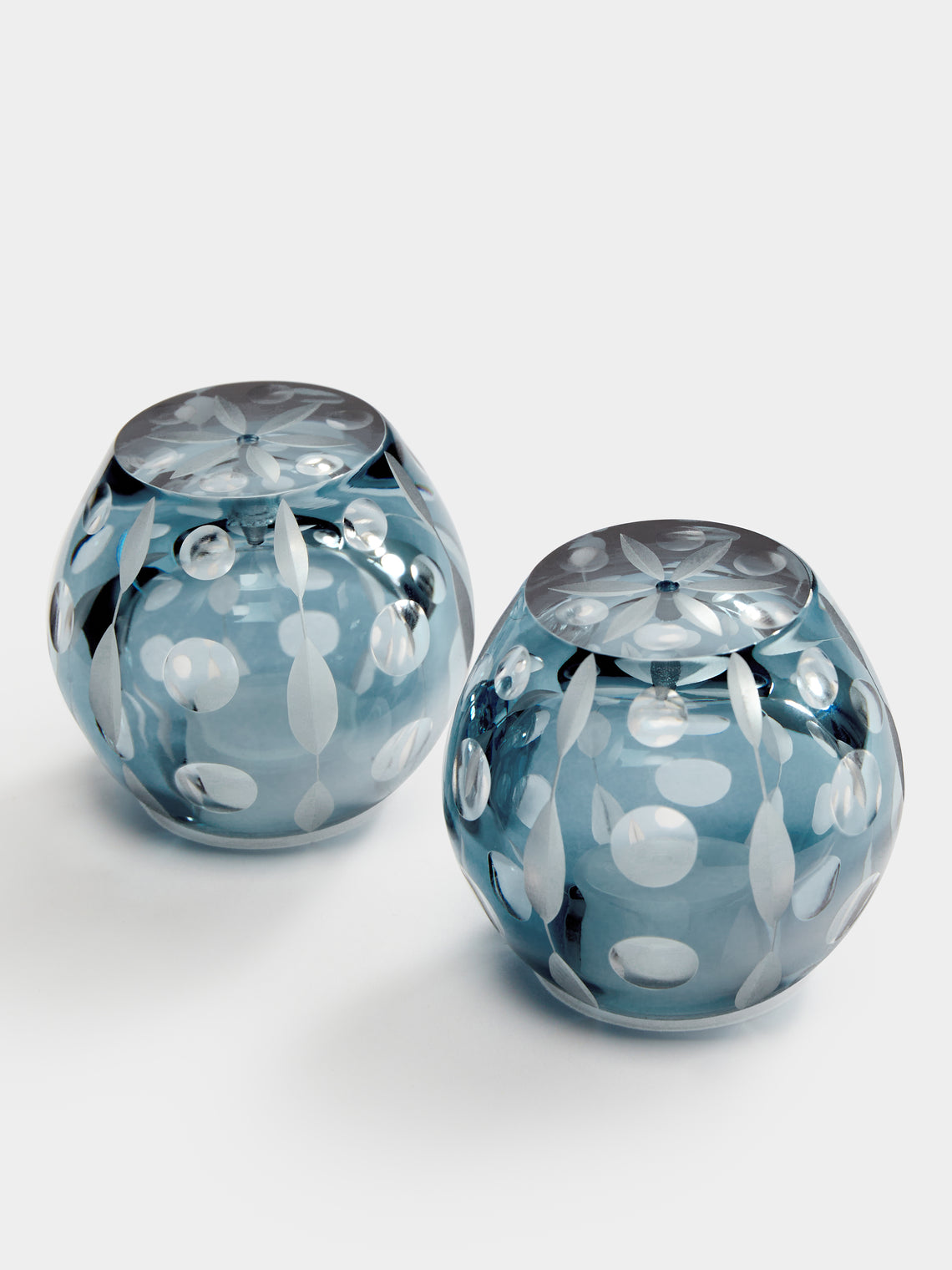 Artel - Perla Hand-Engraved Crystal Salt and Pepper Shakers (Set of 2) - Blue - ABASK
