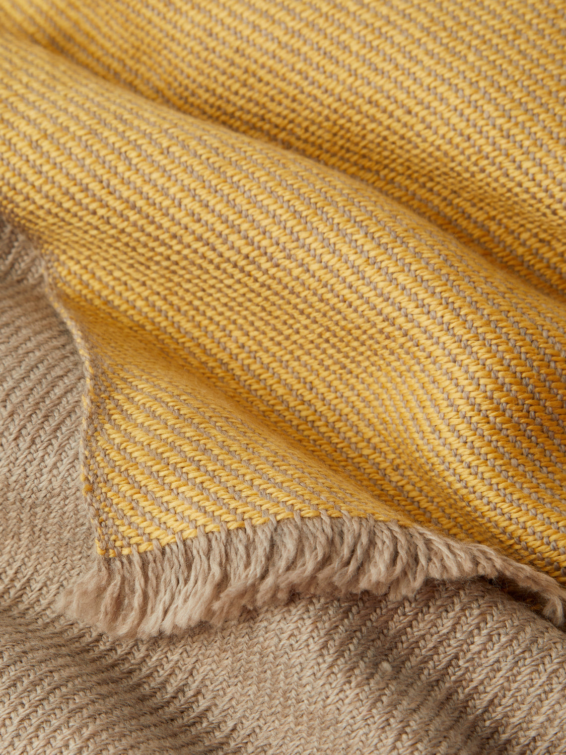 Me & K - Reversible Merino Wool and Cashmere King-Size Blanket (106in/2.7m) - Yellow - ABASK